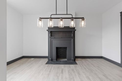 1624 Jancey St, Pittsburgh PA  15206-1327 exterior