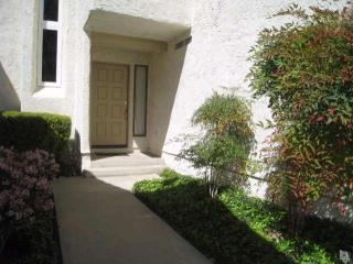 707 Blue Oak Ave, Thousand Oaks CA  91320-4010 exterior