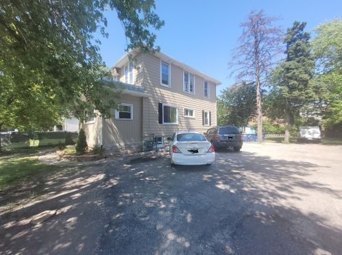 307 5 Ave, Broadview IL 60153-1192 exterior