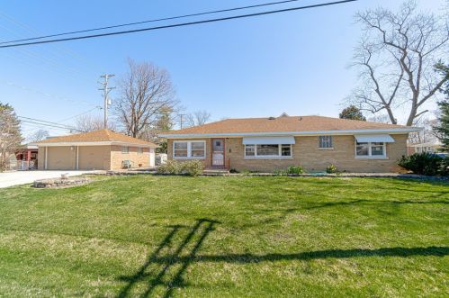 3760 115 Pl, Chicago IL 60655-6201 exterior