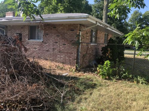 4666 Greenfield Dr, Berrien Springs MI 49103-9565 exterior