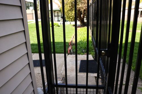 2252 Keeler Ave, Chicago IL 60652-1233 exterior