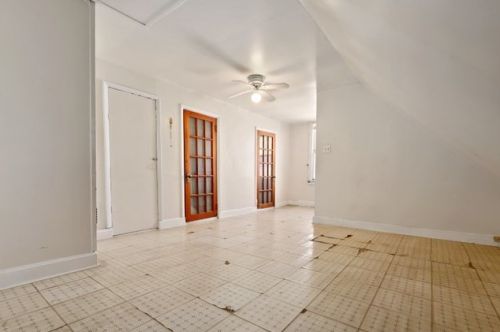 3320 Drake Ave, Chicago IL 60659-4420 exterior