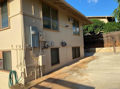 728 21 Ave, Honolulu HI 96816-4516 exterior