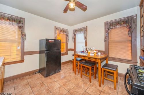 135 7th St, Paterson NJ 07506-3801 exterior