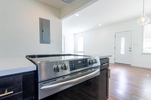 718 Ira St, Atlanta GA  30310-2168 exterior