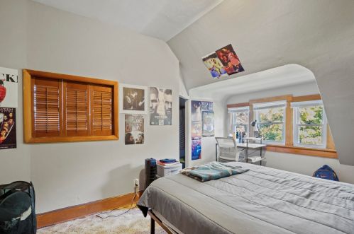 2837 Maryland Ave, Milwaukee WI  53211-3752 exterior