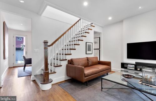 418 5th St, Washington DC  20003-2051 exterior