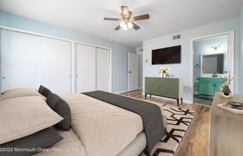 37 Elmswell Ave, Lakehurst NJ 08759-6813 exterior