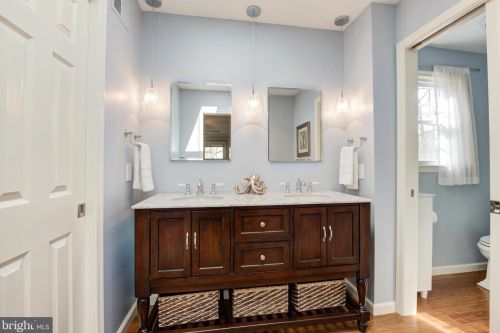 16616 Cutlass Dr, Rockville MD 20853-1332 exterior