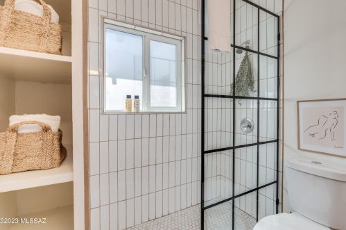 622 8th St, Tucson AZ  85705-8520 exterior