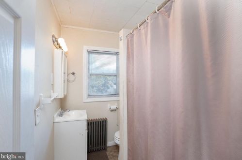 107 Tuttle Ave, Trenton NJ 08629-1403 exterior