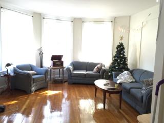 1231 Beacon St, Brookline MA  02446-5202 exterior