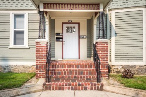 65 Morton Ave, Woonsocket, RI 02895-4417
