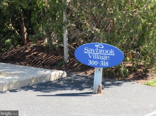 318 Saybrook Ln, Media PA 19086-6736 exterior