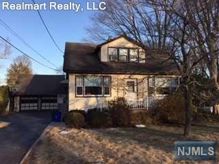 71 Whitney St, Closter NJ  07624-2432 exterior