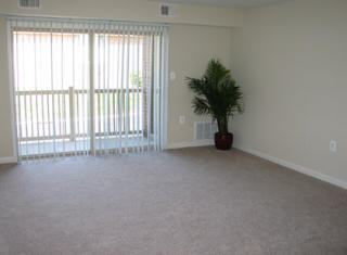 4619 Horizon Cir, Baltimore MD  21208-2322 exterior