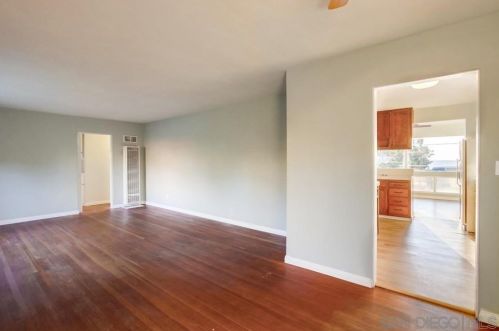 1078 Devonshire Dr, San Diego CA 92107-4038 exterior