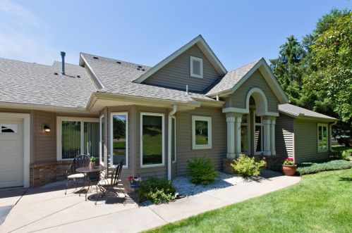 949 Towne Cir, Stillwater, MN 55082-4171