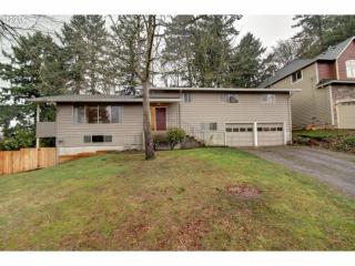 9019 15th Ave, Portland, OR 97219-4239