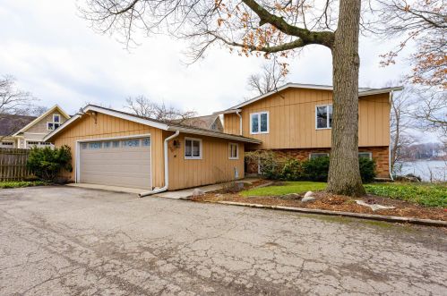 790 Eagle Lk Dr, Kalamazoo MI 49009-9612 exterior