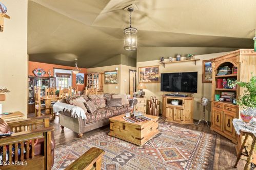 36421 17 Ave, Phoenix AZ 85086-8771 exterior