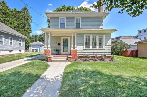 15 Modena Ave, Providence, RI 02908-2012