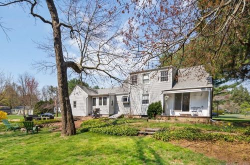 34 Wyndwood Rd, Farmington, CT 06032-1155