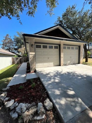 2310 Dowd Ln, Austin TX  78728-6714 exterior