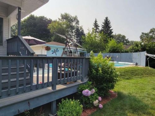 1849 Lawnel Ave, Meskegon MI 49441-3743 exterior