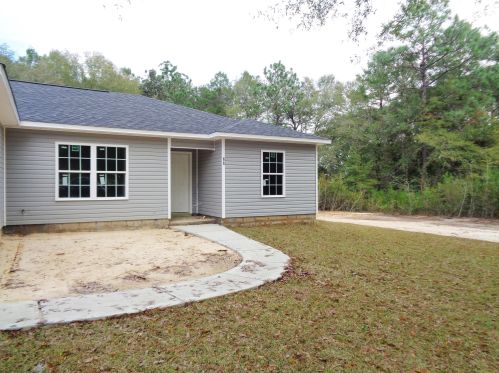 4 Cat Is Rd, Defuniak Springs FL 32433-7674 exterior