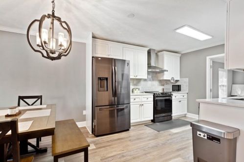 4096 Clay Dr, Atlanta GA  30360-2522 exterior