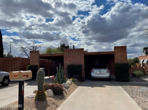 1217 Dodge Blvd, Tucson AZ 85713-5339 exterior