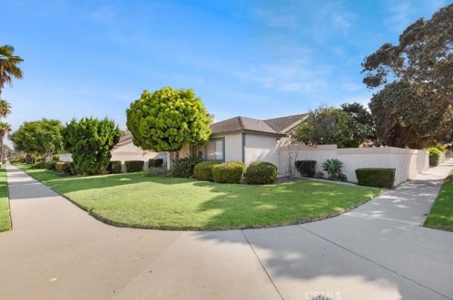 1860 Masthead Dr, Oxnard, CA 93035-3143