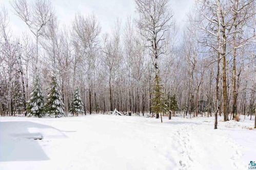 9127 Superior St, Duluth MN 55812-2139 exterior