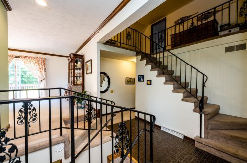 10867 Ridgewood Trl, Berrien Springs MI 49103-9724 exterior