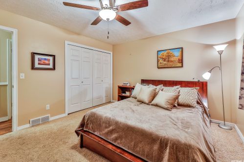 1768 Abbedale Ln, Sandy UT 84092-3723 exterior