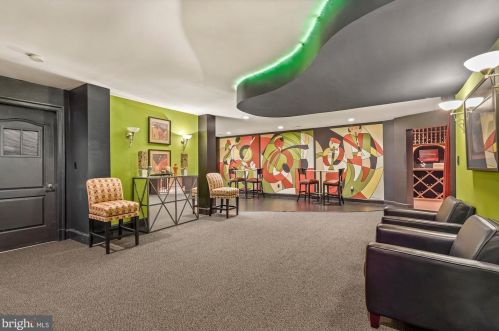 11300 Glen Rd, Rockville MD 20854-1849 exterior