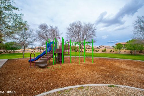 6108 37 Dr, Phoenix AZ 85051-1108 exterior