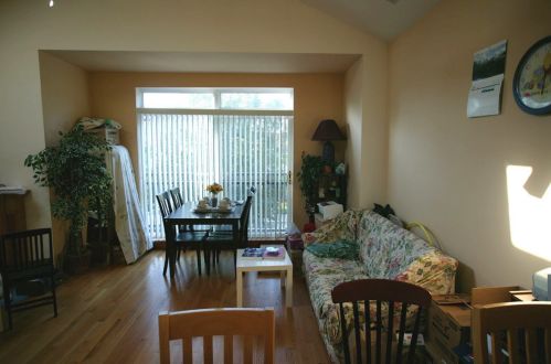 2423 Harrison St, Chicago, IL 60612-3524