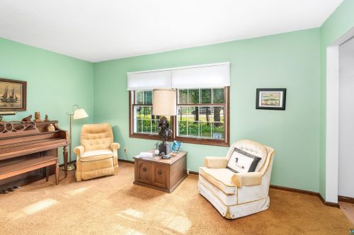 1802 Valhalla Dr, Duluth MN 55811-2226 exterior