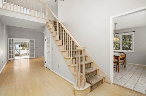 210 Lansdowne, Westport, CT 06880-5648