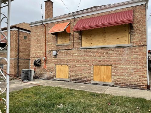 8008 Damen Ave, Chicago, IL 60620-5344