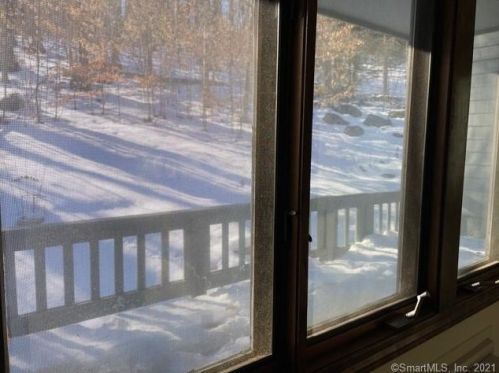 392 Trailsend Dr, Torrington CT 06790-2246 exterior