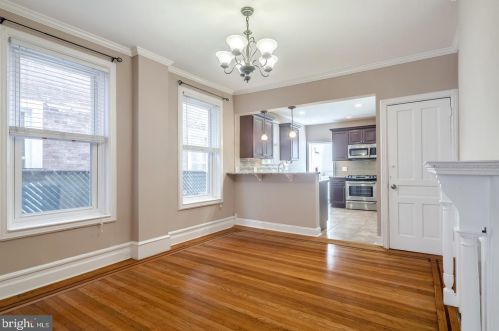 780 23rd St, Philadelphia PA  19130-2618 exterior