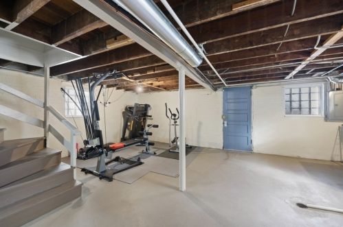 5250 Fletcher St, Chicago IL 60634-4006 exterior