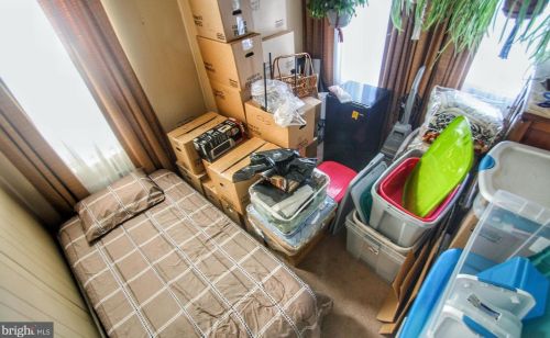 7132 Bryan St, Philadelphia PA 19119-1635 exterior