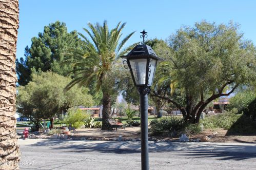 220 Paseo Seco, Green Valley AZ 85614-2714 exterior