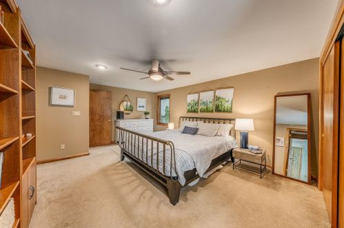 2951 Superior St, Milwaukee WI 53207-3074 exterior