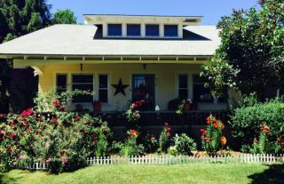 914 9th Ave, Yakima, WA 98902-1902